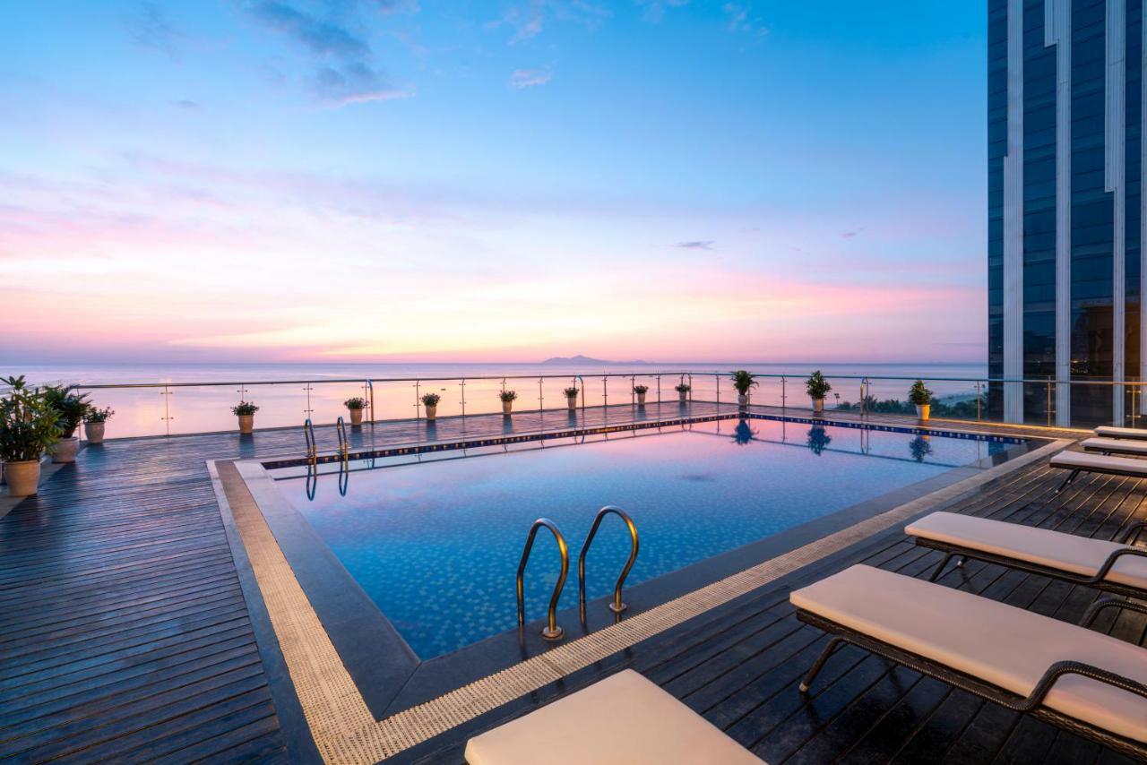 होटल Serene Beach Hotel Danang Da Nang